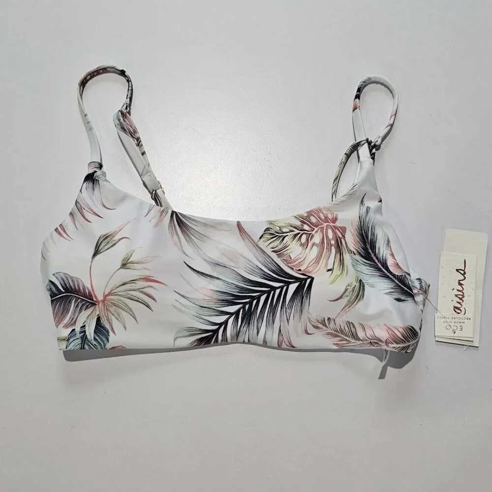 Raisins Juniors' Selah Bikini Top - Picture 5 of 8